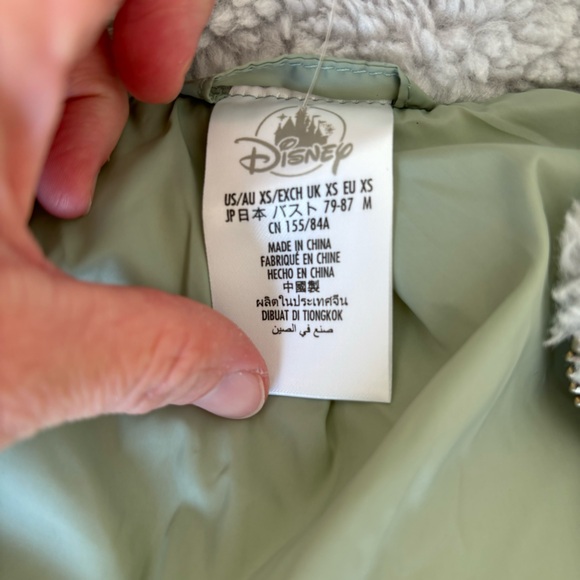 NWT Rare Disney Parks Haunted Mansion Puffer Jacket - Picture 6 of 9